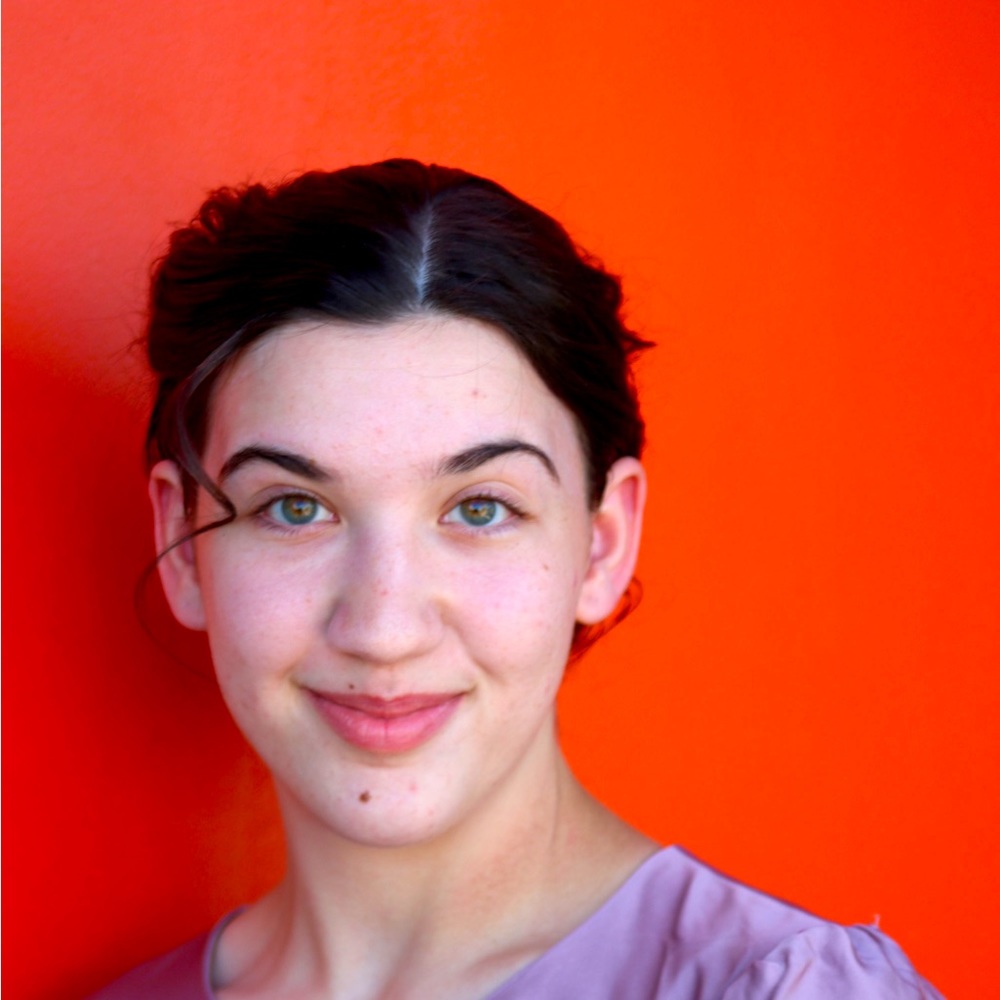 Meet your Posher, Emiley